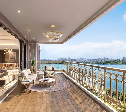 Balcony Dining